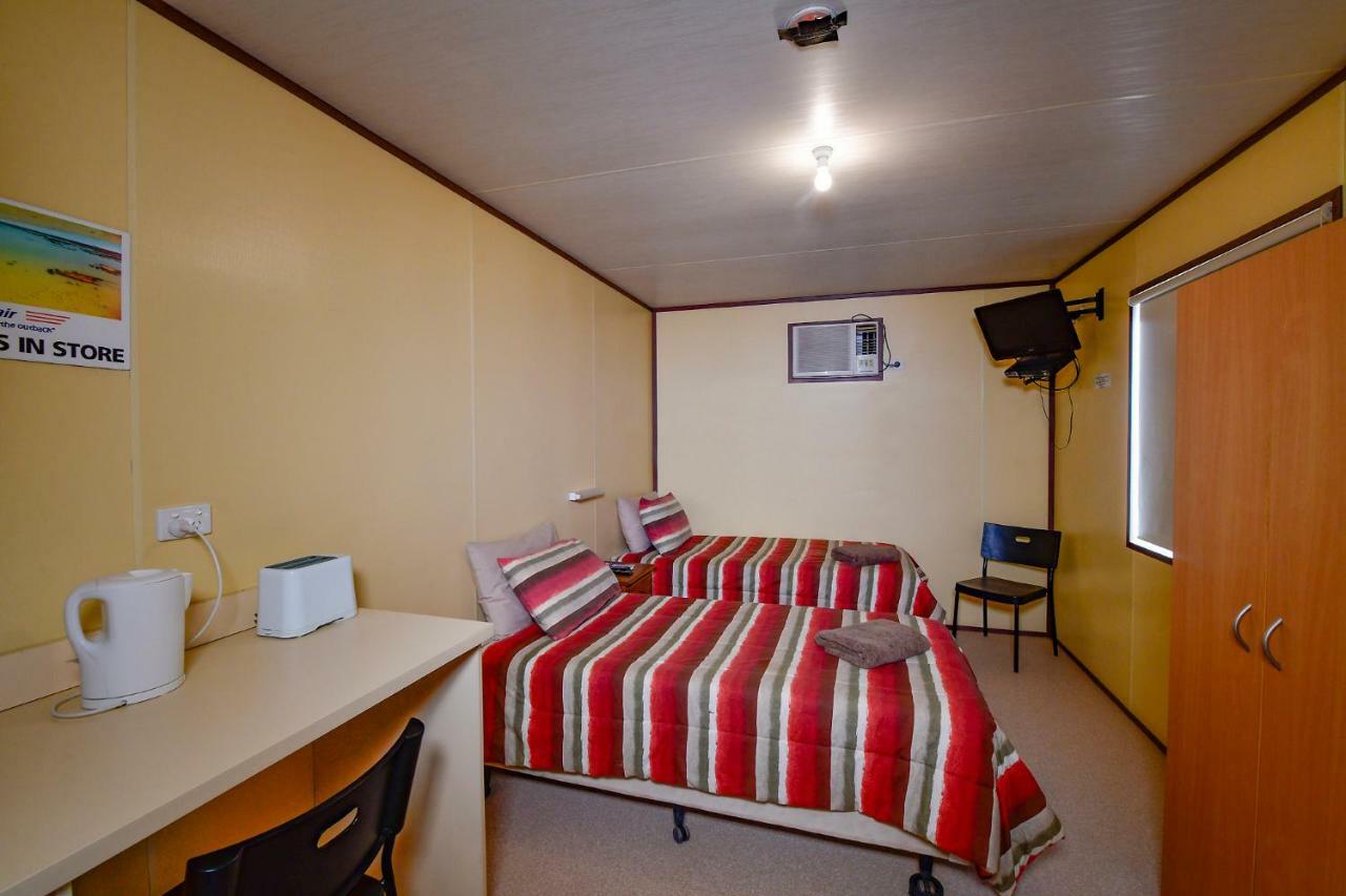 ホテル William Creek Camp Ground & Units エクステリア 写真